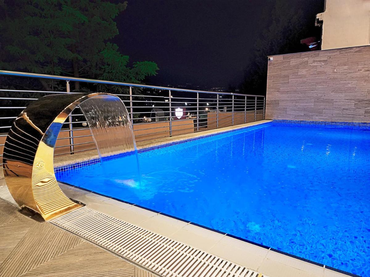 Hotel Residence Plaza ティビリシ エクステリア 写真